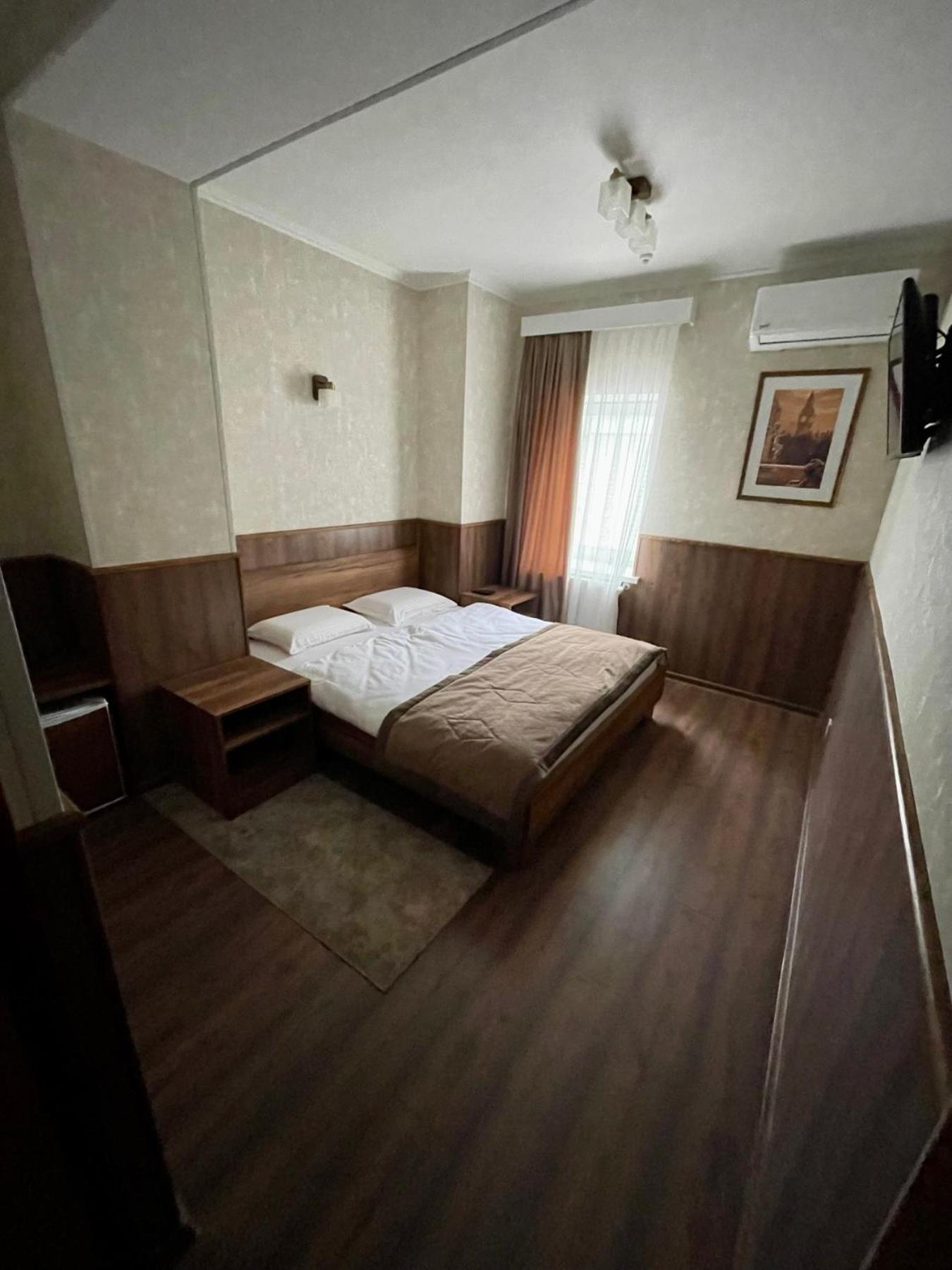 Sport Hotel 1 チェルカースィ エクステリア 写真