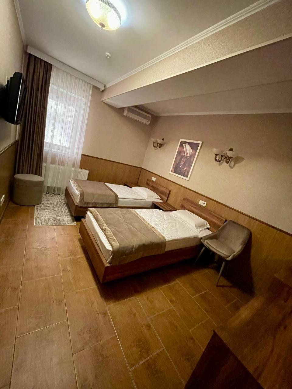 Sport Hotel 1 チェルカースィ エクステリア 写真